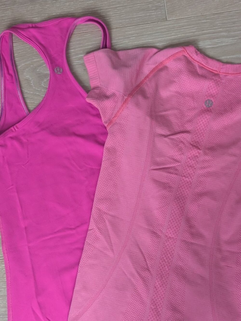 Lululemon Racer Back adn Tshirt, Size 2